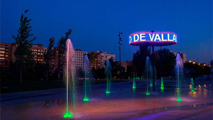 Plaza del Milenio 廣場噴泉使用飛利浦照明