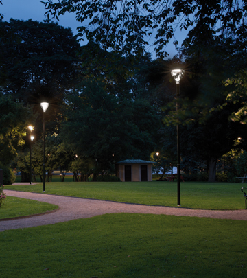 應用全新 Metronomis LED 照明的市公園