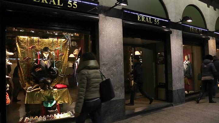 米蘭高級時尚男性衣飾品牌 Eral 55 動態商店櫥窗照明