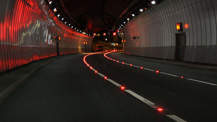 飛利浦照明引導駕駛安全進入 Saltash 隧道